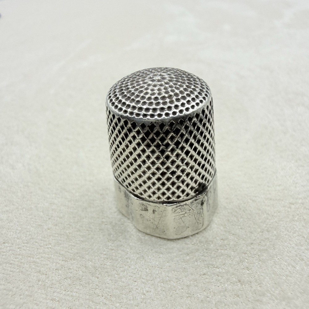 Antique Sterling Silver Mesh Pattern Thimble Sewing Accessory Collectible