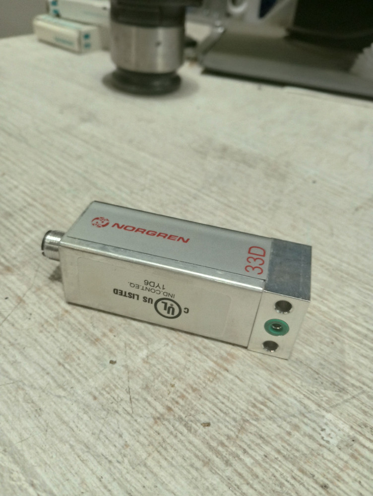 Norgren 33D - pressure switch