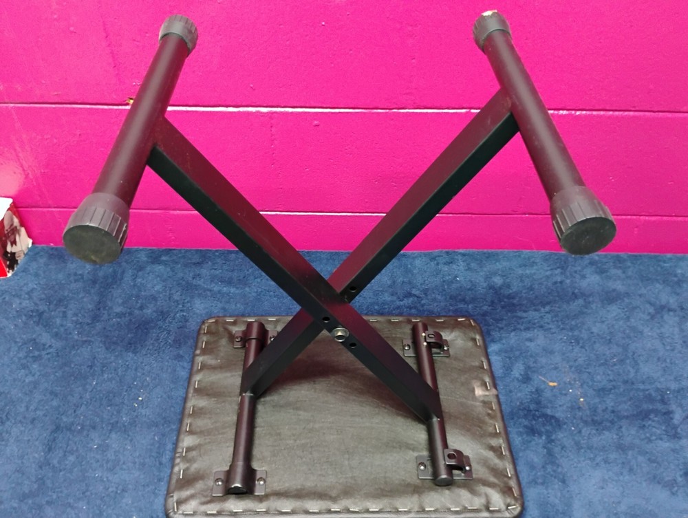 Casio ARBENCH X-Style Adjustable Padded Folding Keyboard Bench-Black