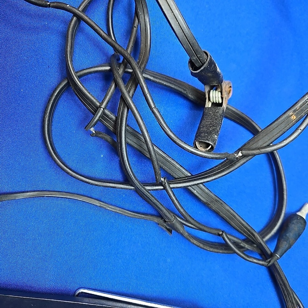 KAL EQUIPMENT Model 2800 ENGINE SYSTEMS ANALYZER Microprocessor Digital Untested