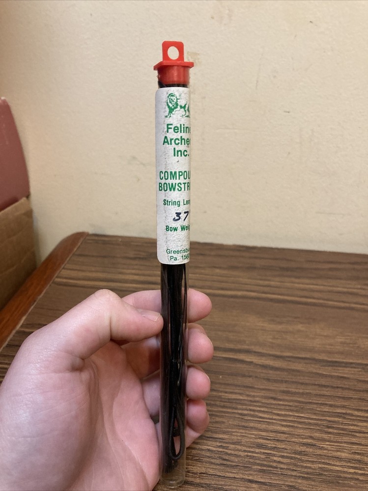 Vintage Feline Archery 37” Compound Bowstring NOS