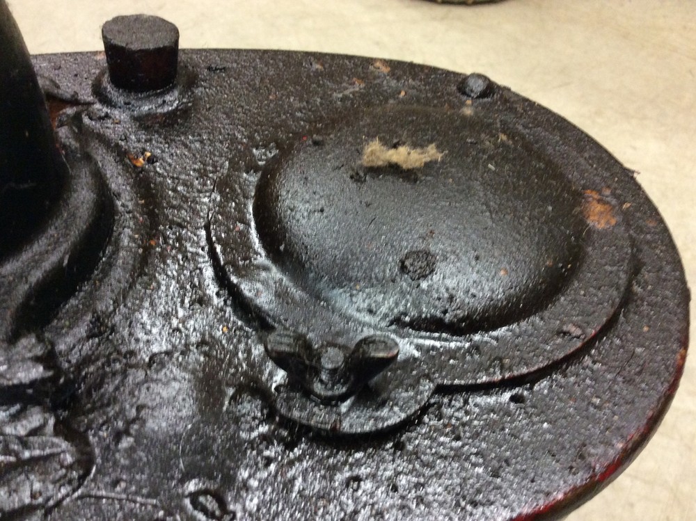 Vintage Shell Volume Grease Pump.