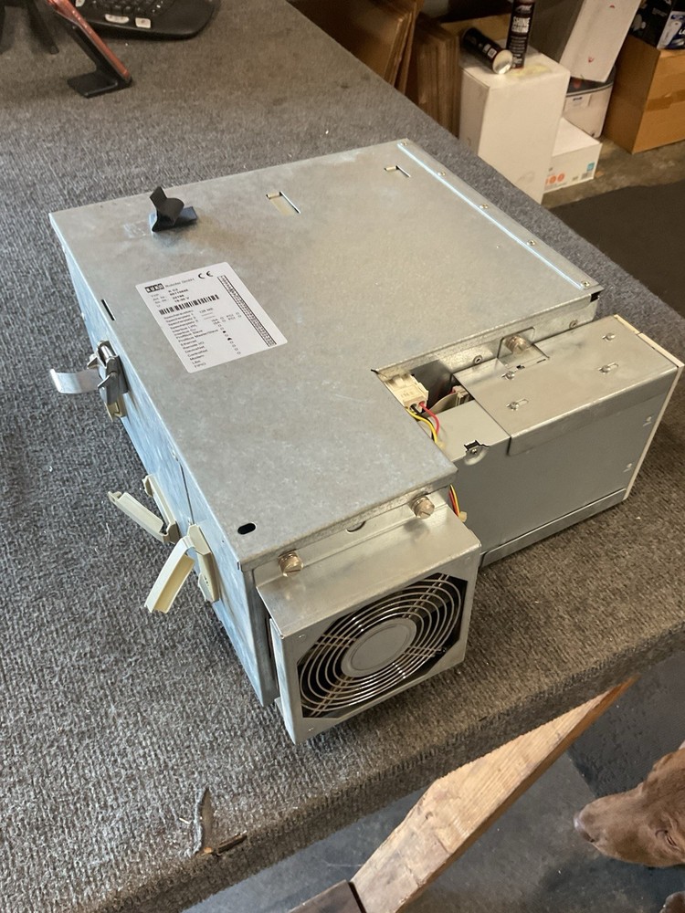 Kuka Roboter K C2 Robot Controller Computer 128MB 00110856 19-30V