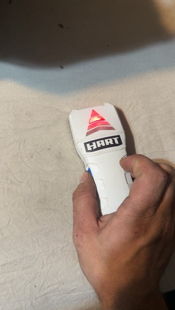 Hart Stud Finder