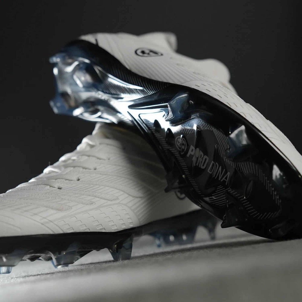 Infamous Pro DNA Voltrax Cleats - White - Size 12