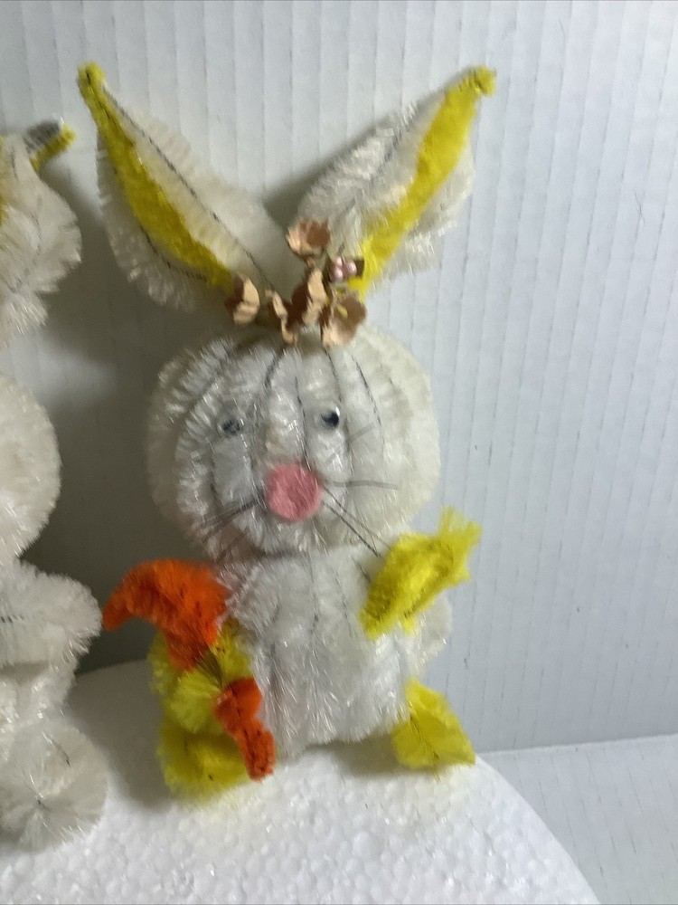 Vintage MCM Easter Bunny Rabbit Chenille Pipe Cleaner Craft Figure Decoration