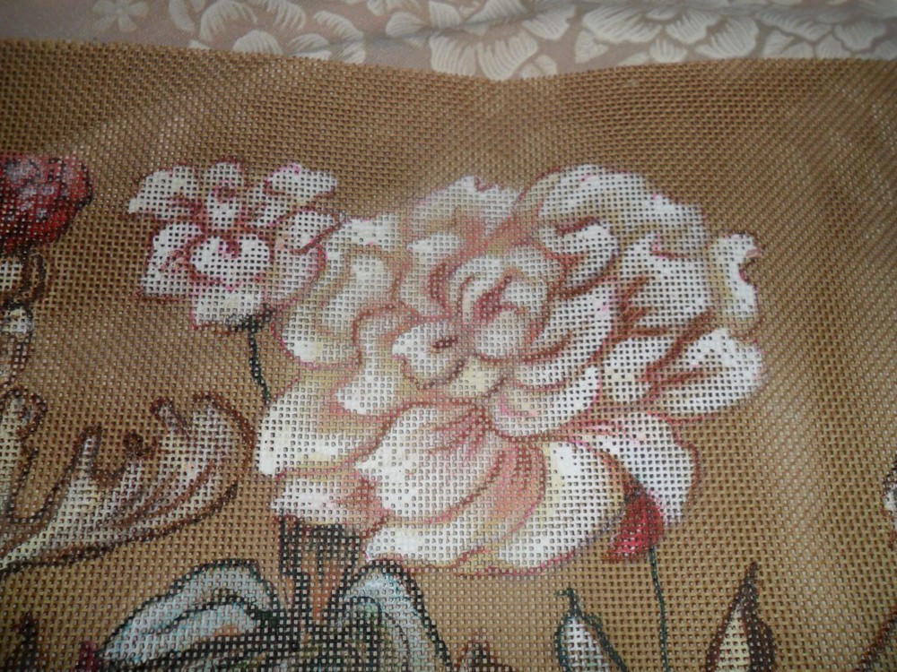 Exquisite Handpainted Needlepoint Canvas - Glorious Florals 16 Count Mono