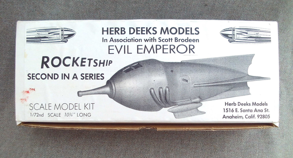 VTG 1985 HERB DEEKS MODELS FLASH GORDON EVIL EMPEROR ROCKET KIT MISSING 1 PART