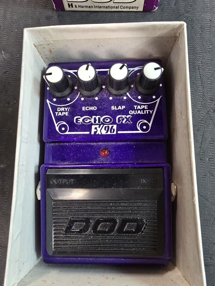 DOD (DigiTech) FX96 Echo FX Guitar Delay Pedal **INCLUDES BOX