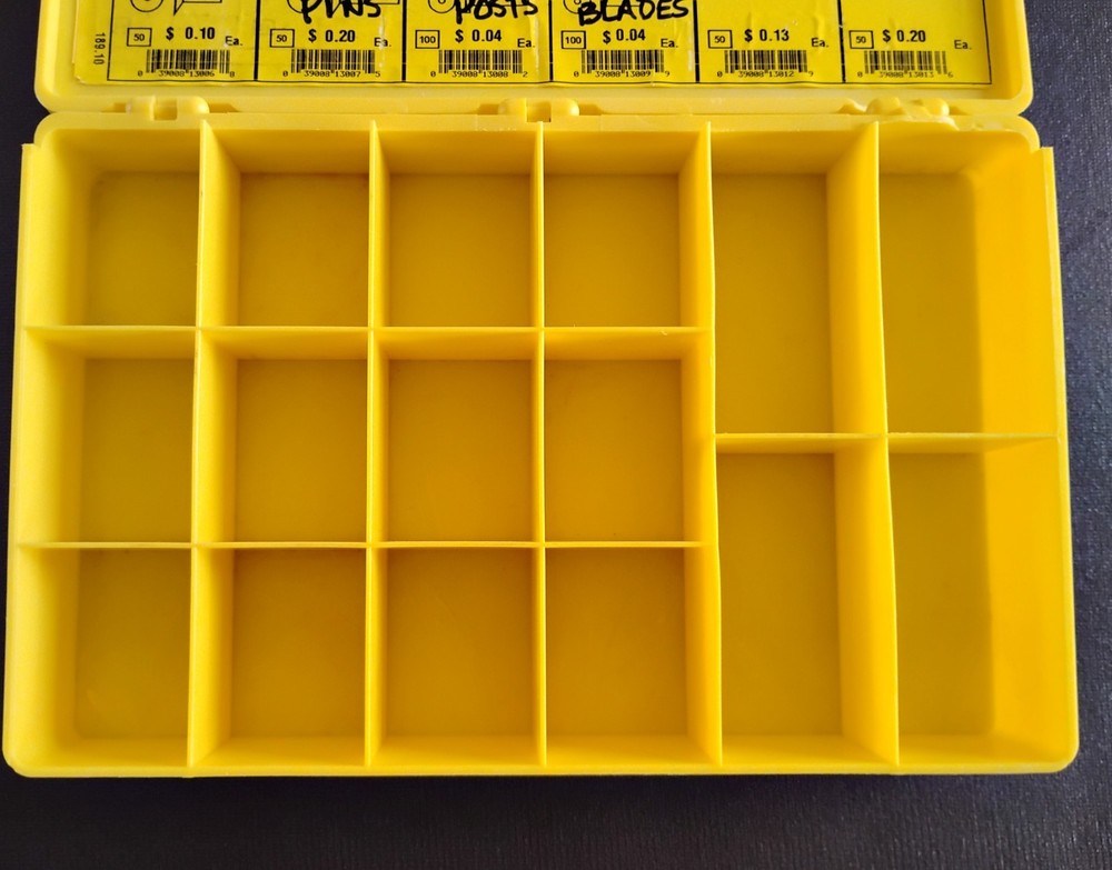 Vintage Serv-A-Lite Parts Container (READ DESCRIPTION)