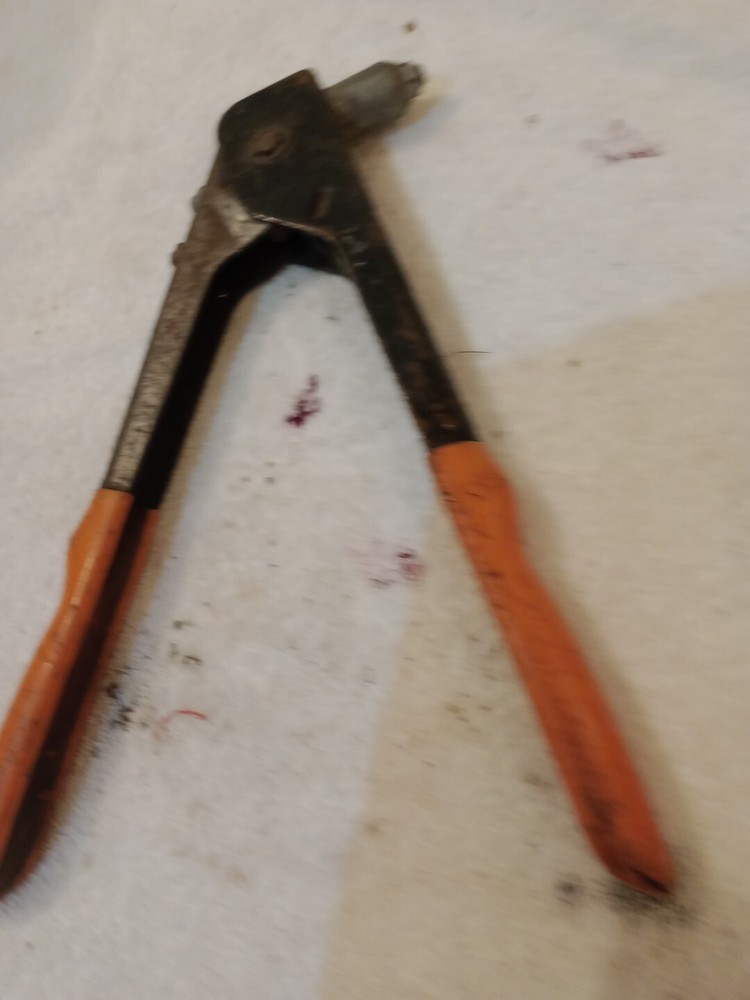 Vintage Rivet Gun good working order