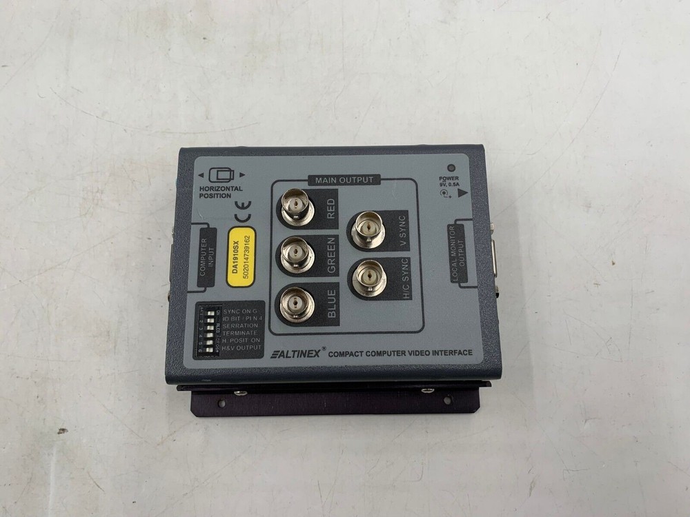 Altinex Compact Computer Video Interface Model Number # DA1910SX