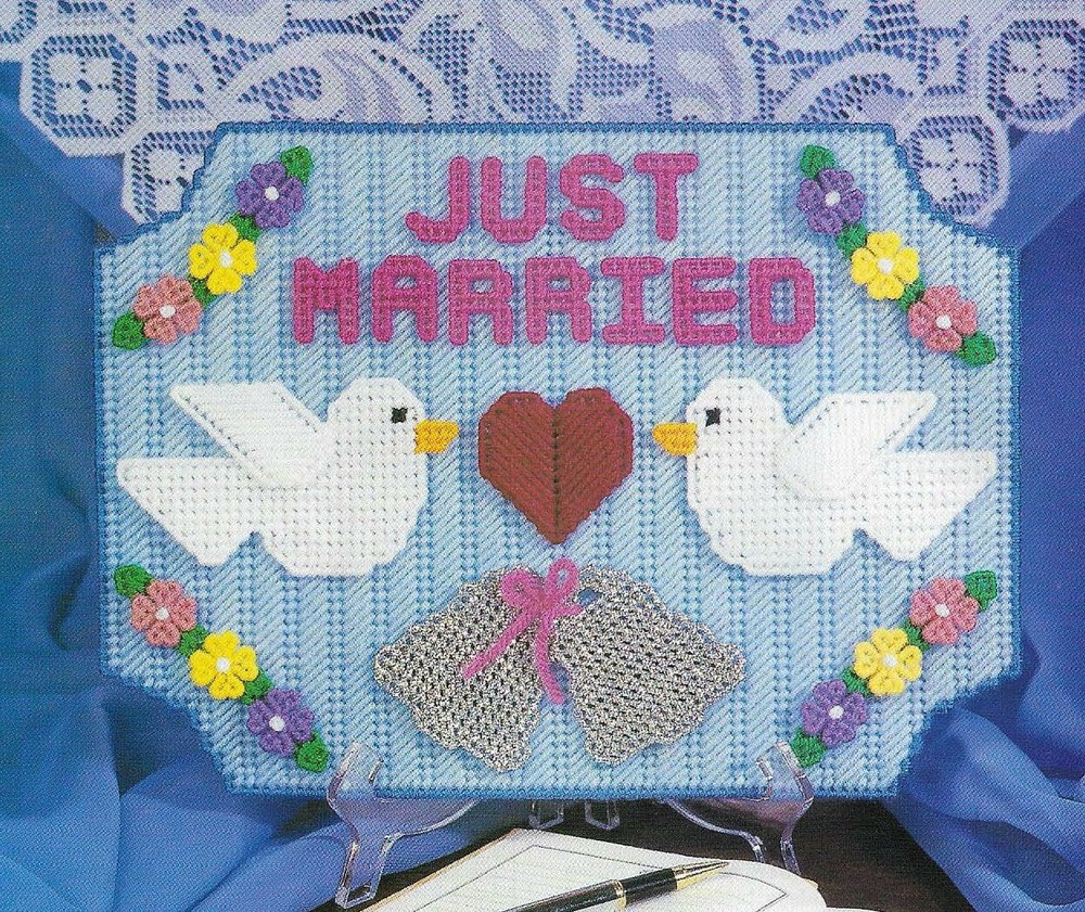 JUST MARRIED WEDDING DOVES SIGN PLASTIC CANVAS PATTERN INSTRUCTIONS