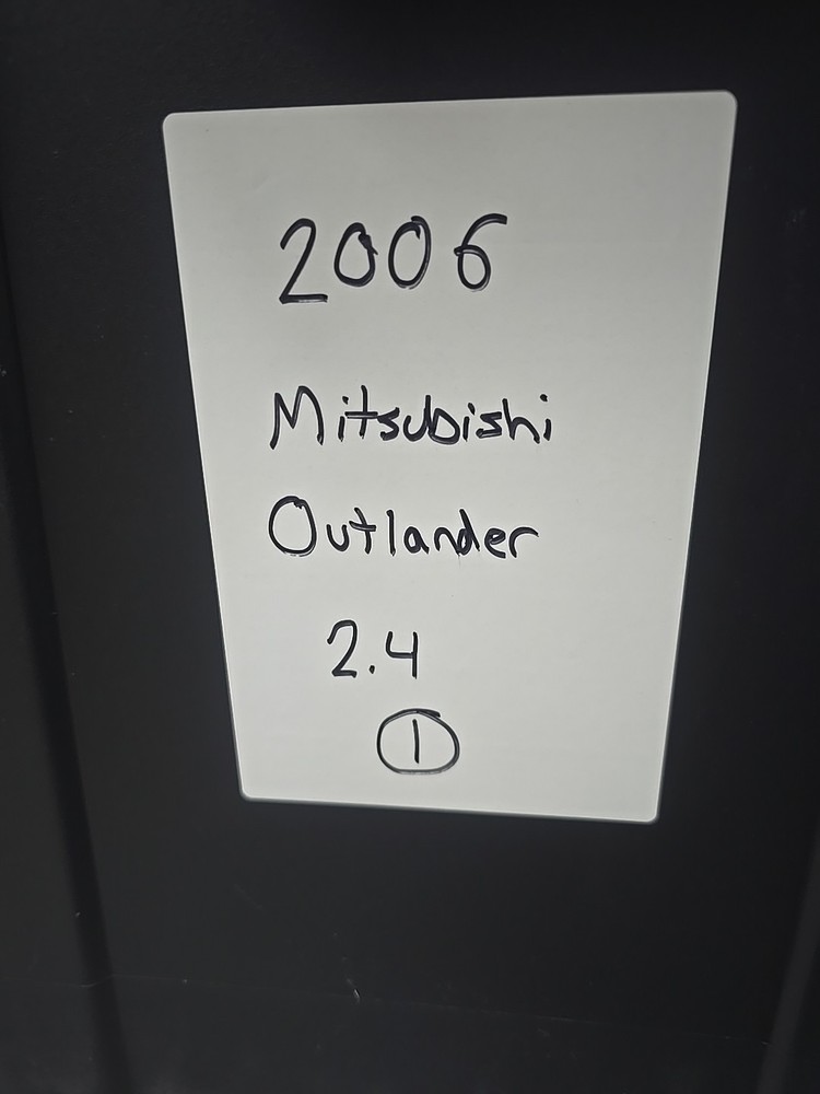 2006 Outlander Passenger Front Speaker Plug