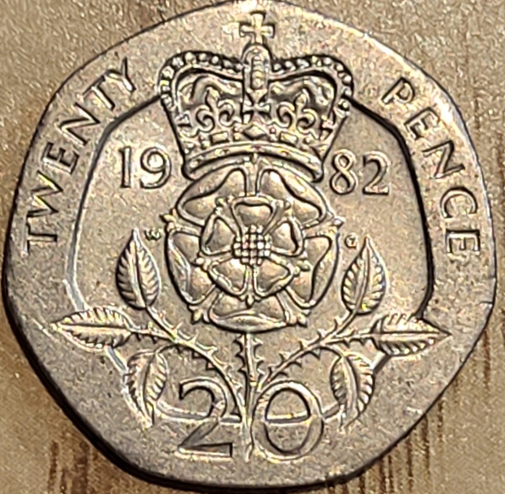 1982  Great Britain  20 Pence Coin    N144