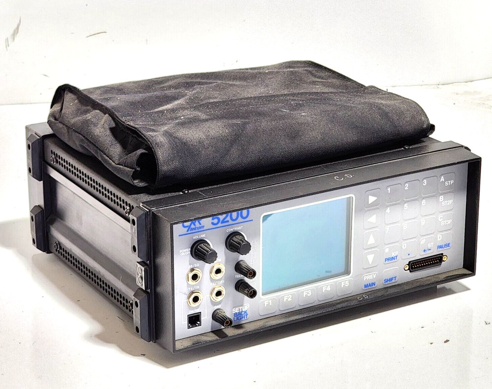 TELCOM UNIVERSAL CXR 5200 TRANSMISSION ANALYZER USED.