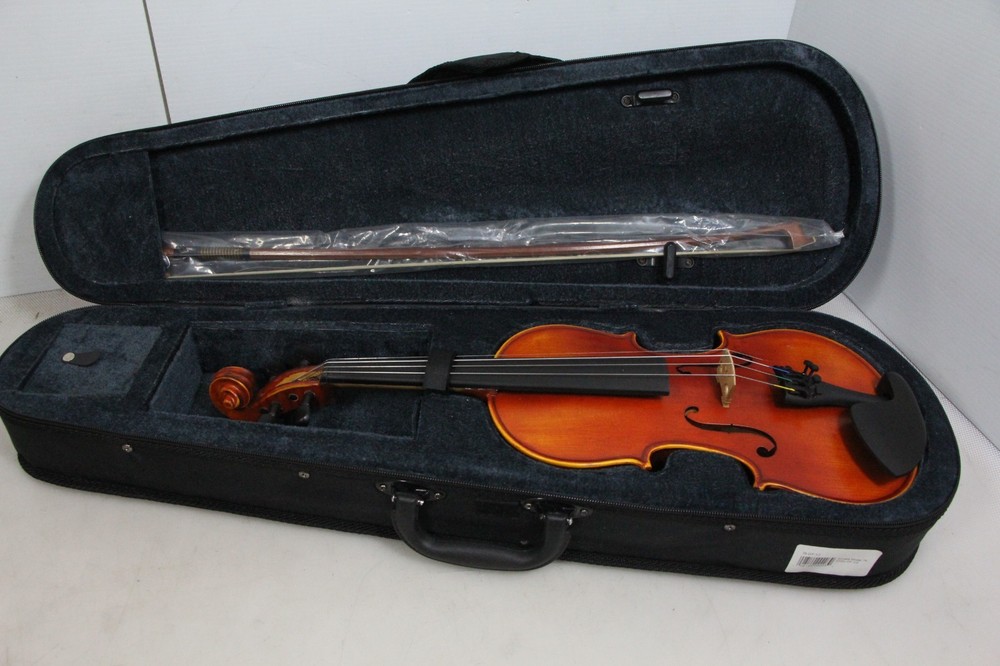 Bellafina Sonota Violin 1/2 with Case