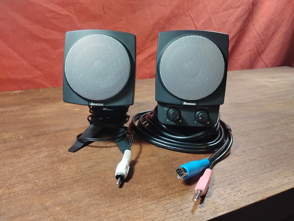 Boston 2pc Speaker System Computer Speakers only