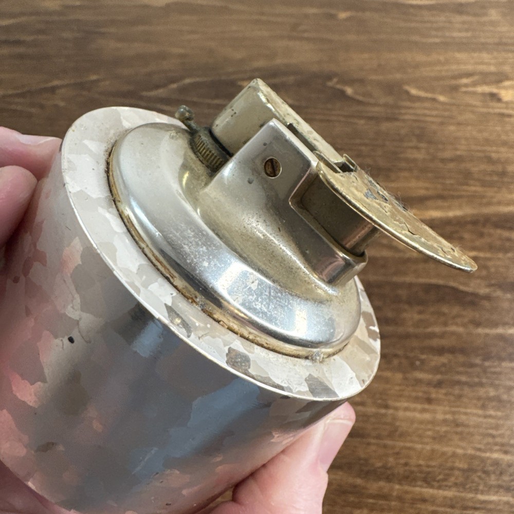 Vintage Ronson MCM Metal Table Top Lighter