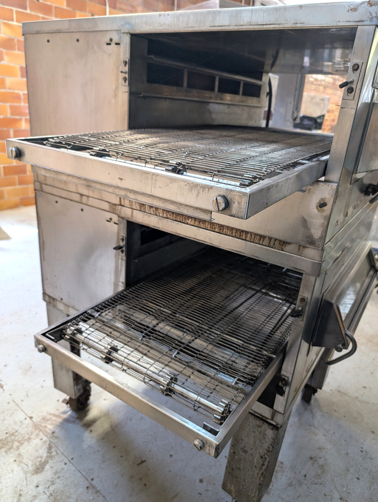 Middleby Marshall Natural Gas Double Stack Conveyor Pizza Oven PS536G