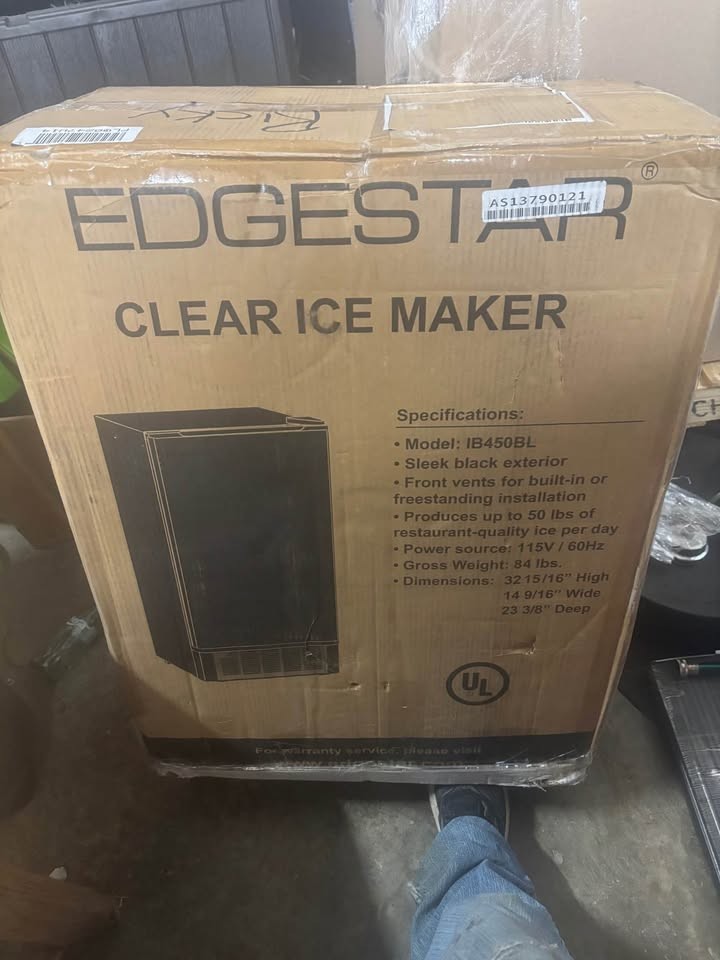 EdgeStar IB450BL - 15" Ice Maker w/25 pound capacity