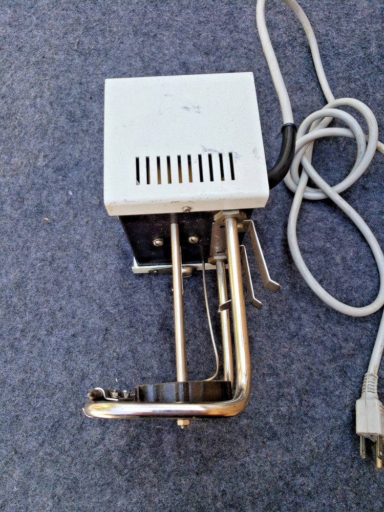 HAAKE MODEL E12 HEATED WATER BATH CIRCULATOR IMMERSION RECIRCULATING...(OSSD)