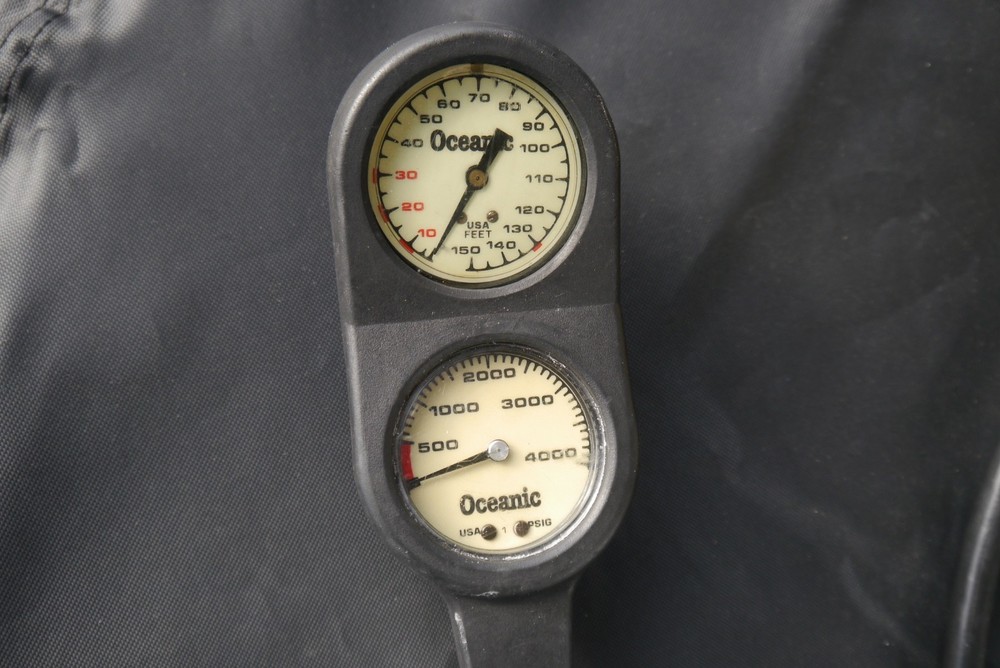 US Divers Regulators, Octopus, Oceanic Guage Console & Inflator Hose