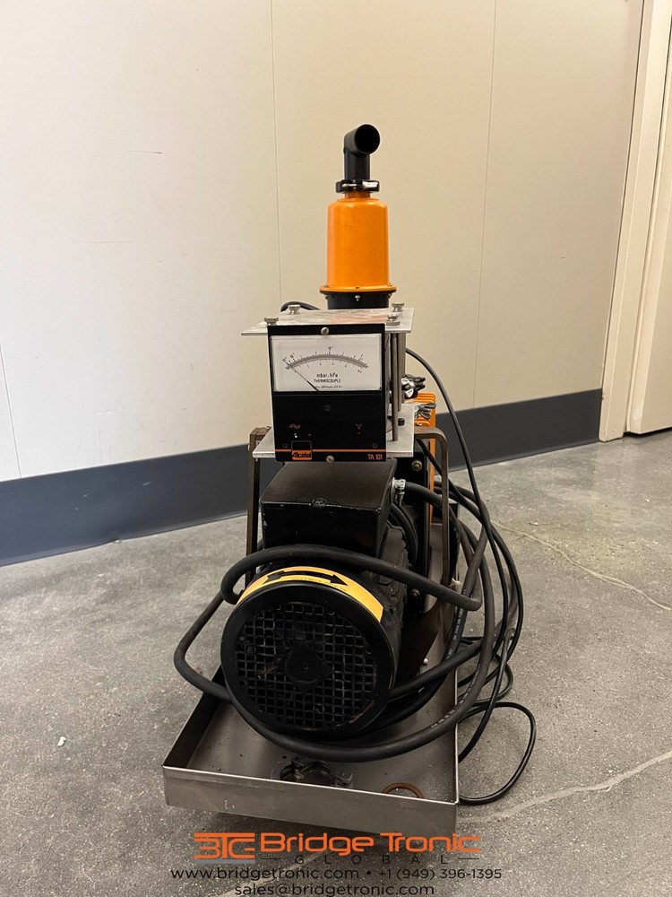 Pfeiffer / Alcatel 2033 Rotary Vane Pump