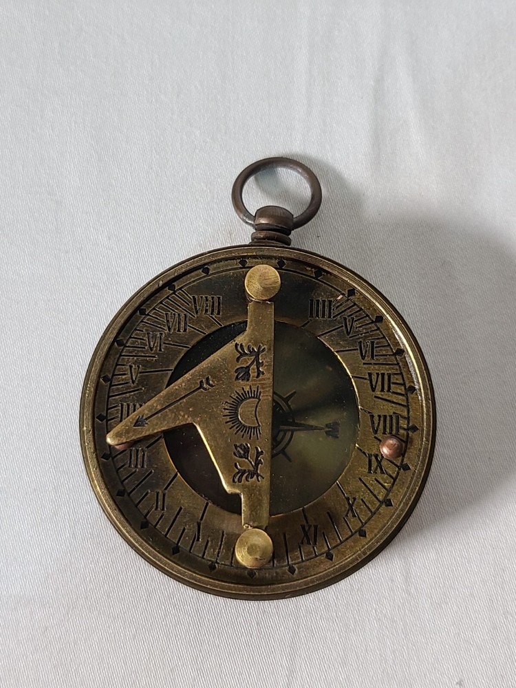 Sun Dial And Compass (Box T)