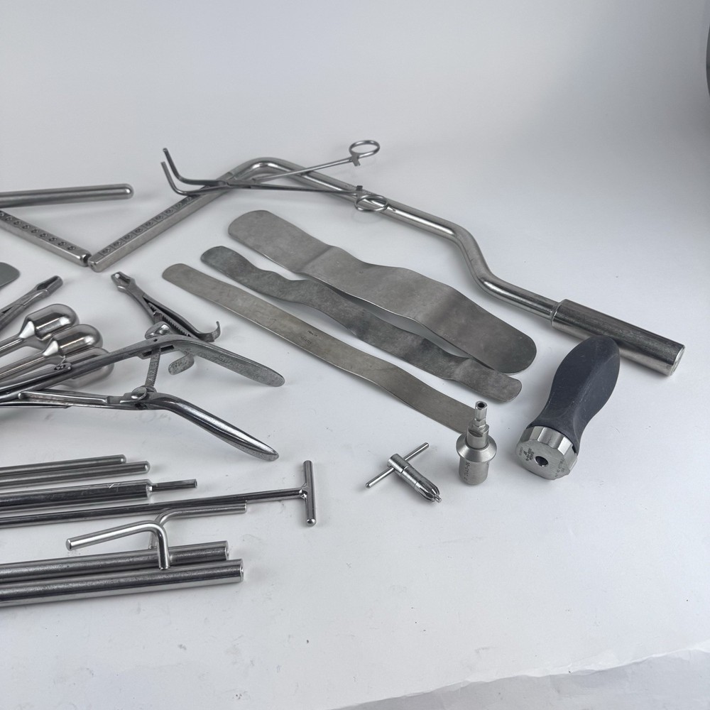 Pilling And More Retractor Spreader Set