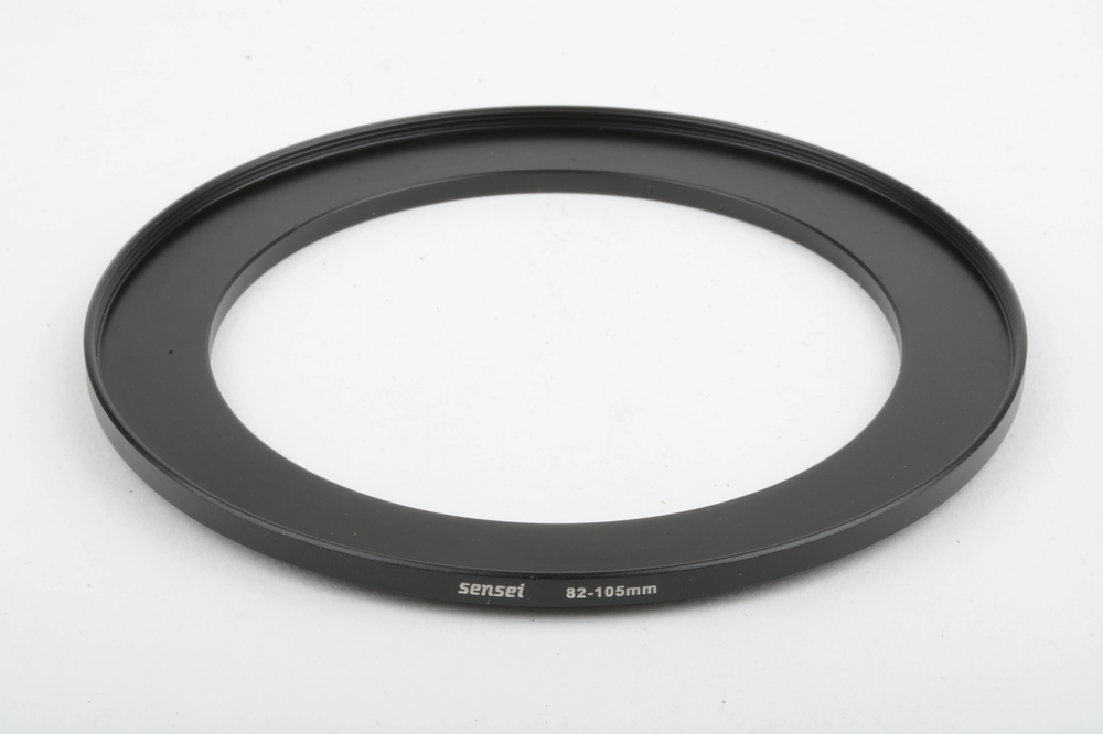 Sensei 82-105mm step-up ring in pouch