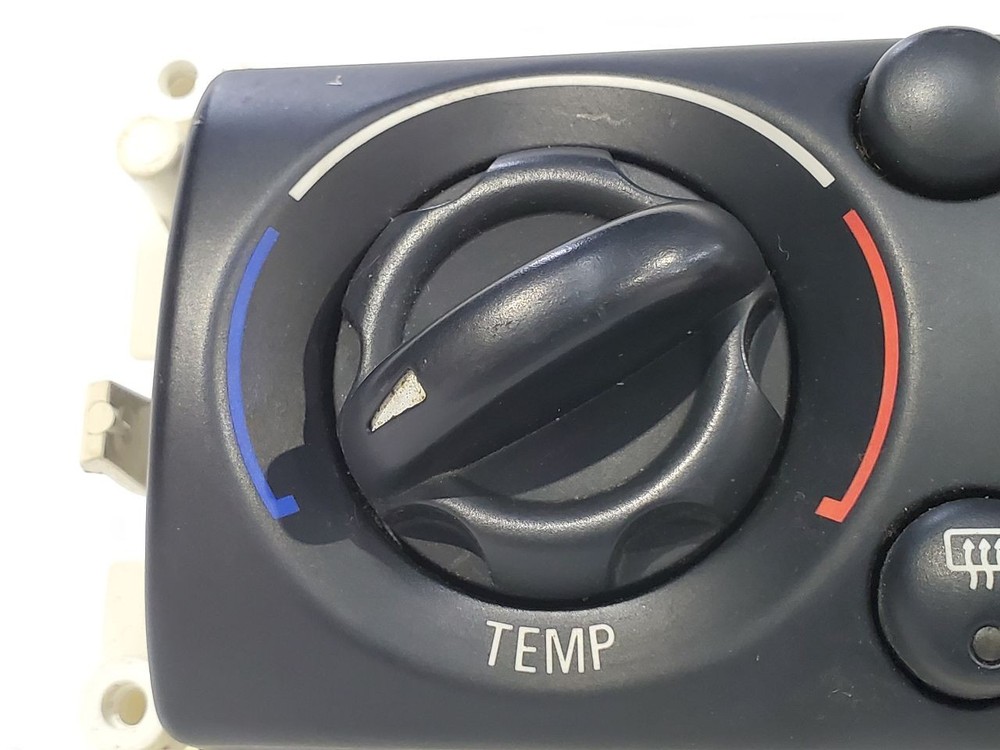 2002 2003 2004 2005 2006 Mini Cooper OEM AC Temperature Control