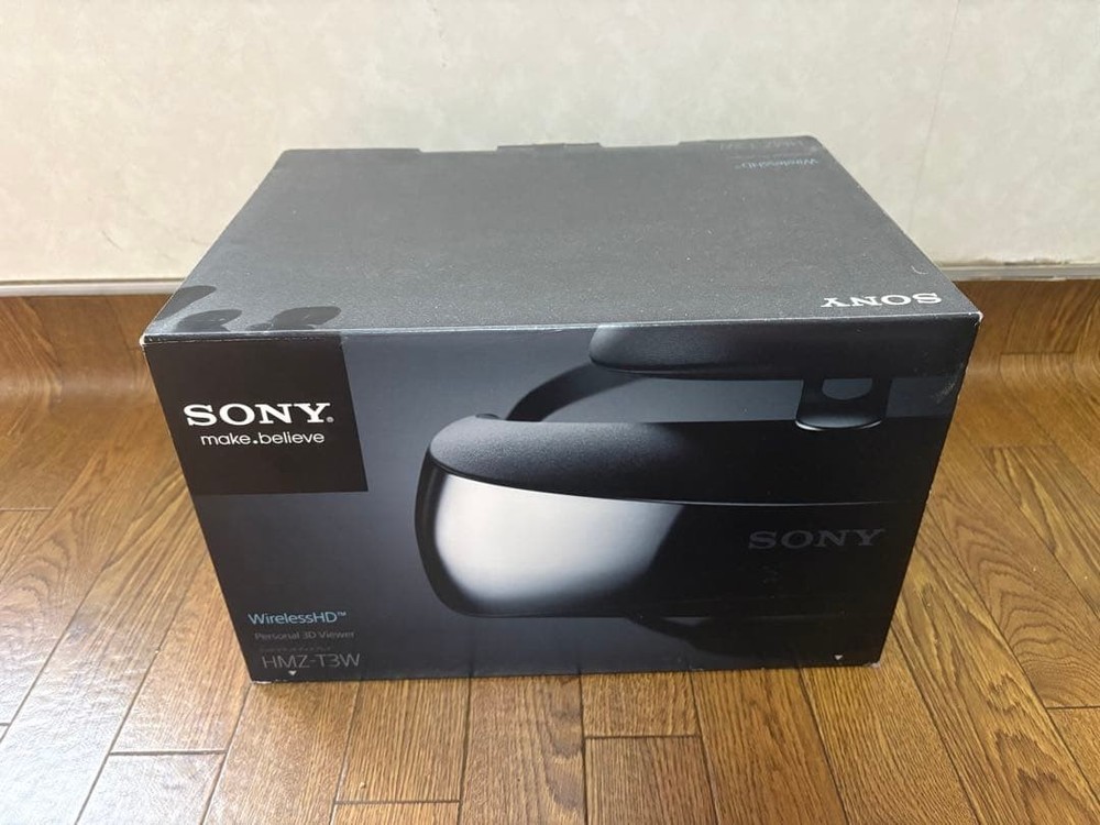 Head-mounted display HMZ-T3W (with minor defects)