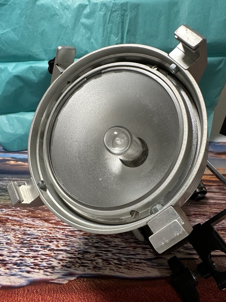 K5600 Joker Bug 200 Par HMI Light