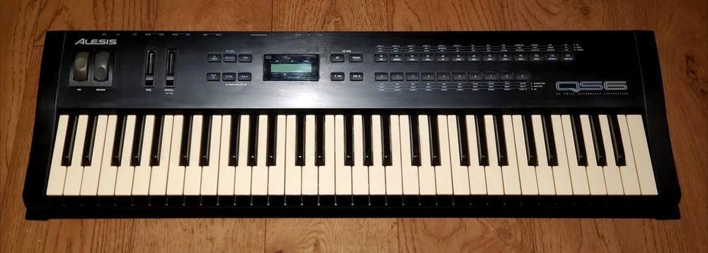Alesis QS6 Synthesizer Keyboard