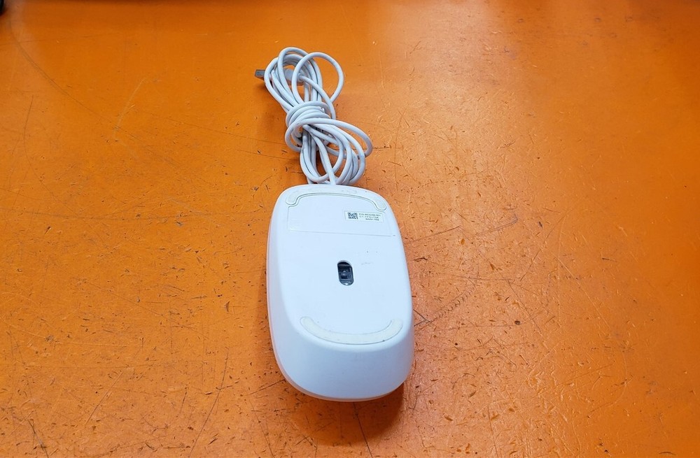 ⭐️⭐️⭐️⭐️⭐️ HP 853239-001 USB 2-Button White Mouse