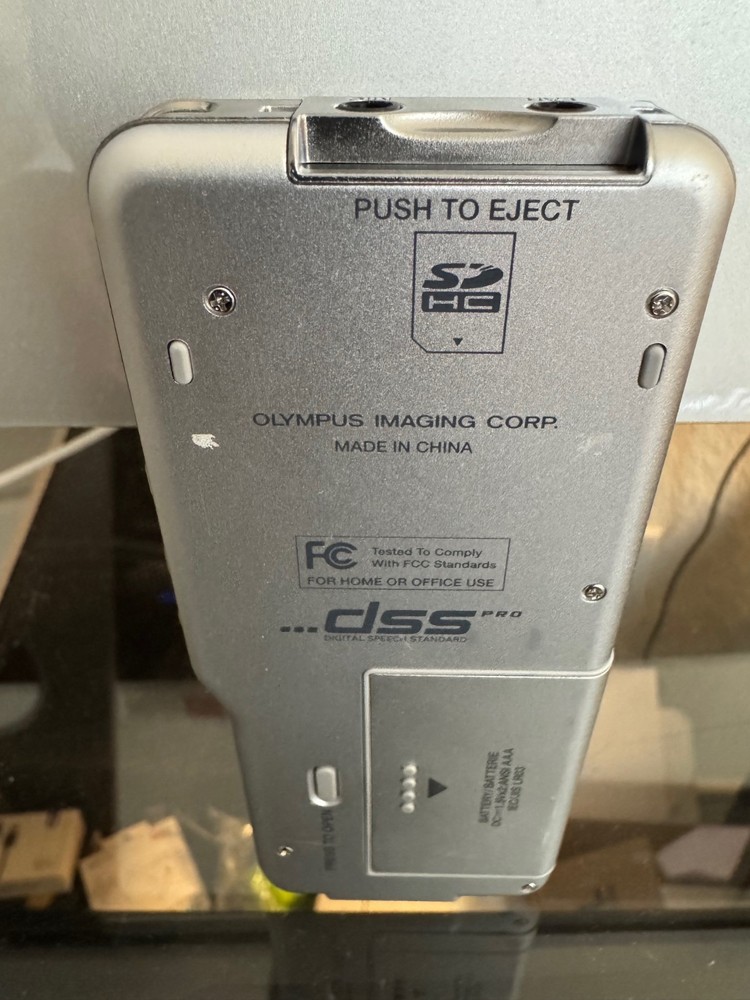 Olympus Digital Voice Recorder DS-2400 Works