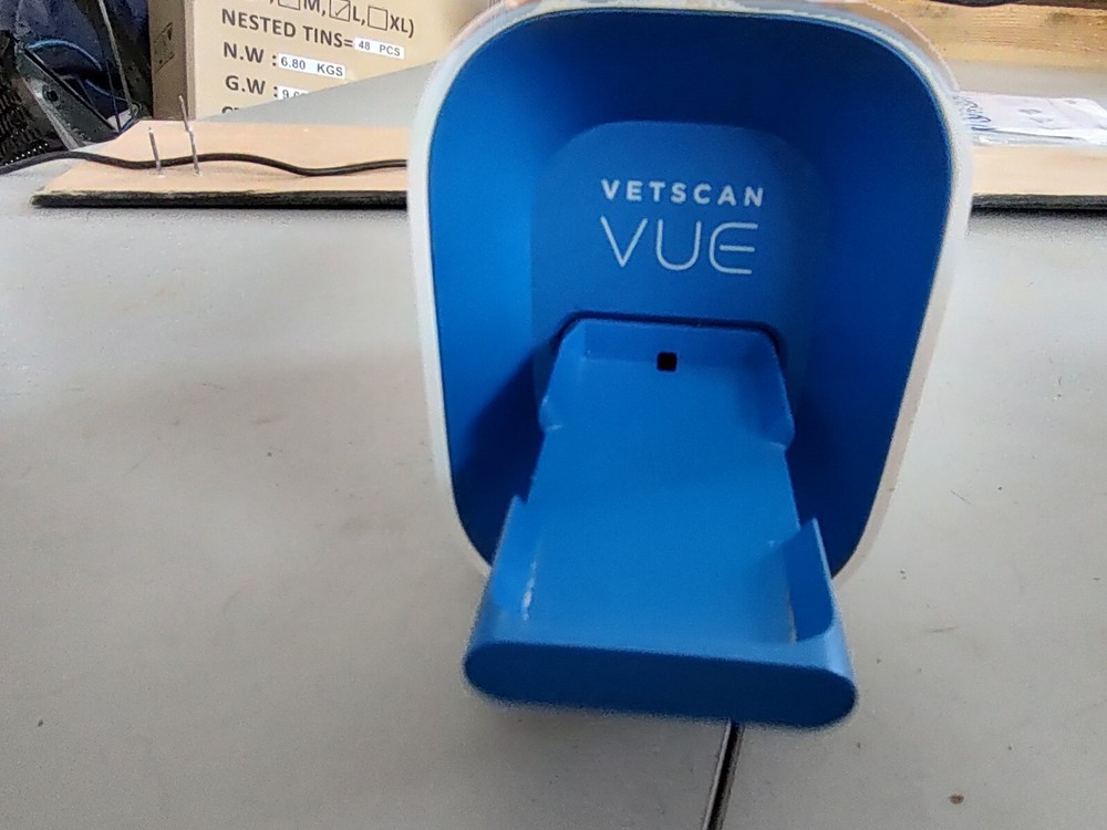 Abaxis Vetscan Vue 1300-1005 WITH CHARGING CHORD