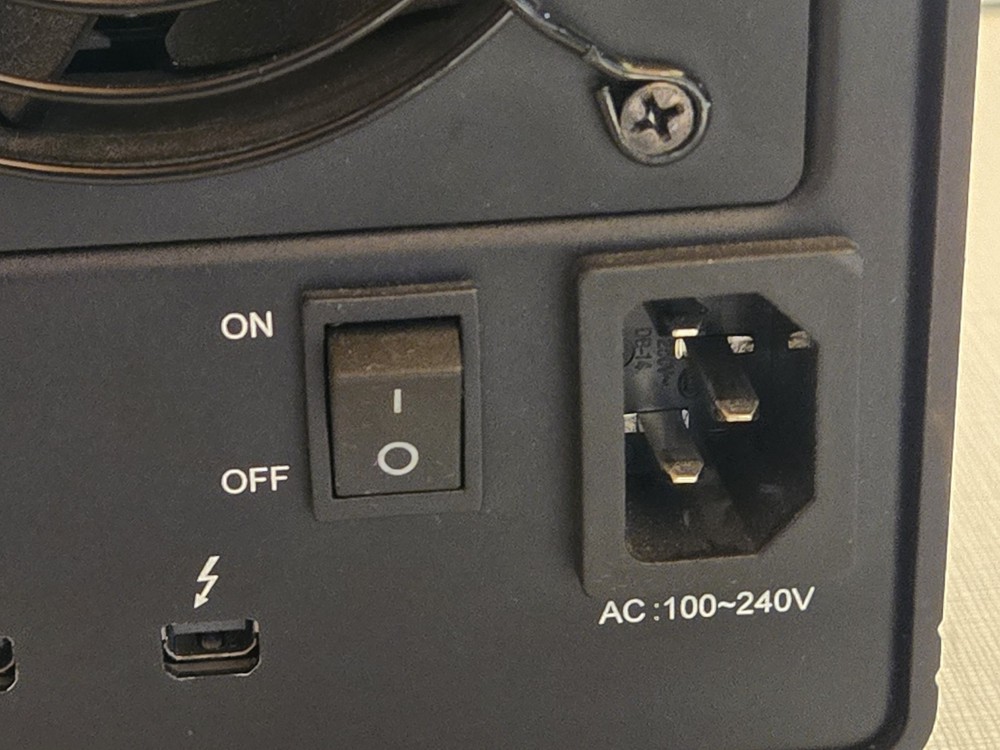 OWC Thunderbay IV 4 RAID Thunderbolt 2/USB-C with 12 GB storage error free