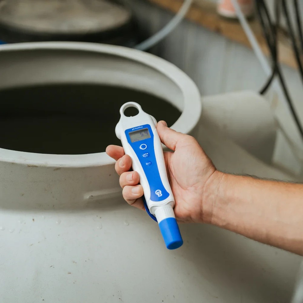 Bluelab pH PenPlus | Replaceable Probe pH & Temperature Pen | IP68 Waterproof