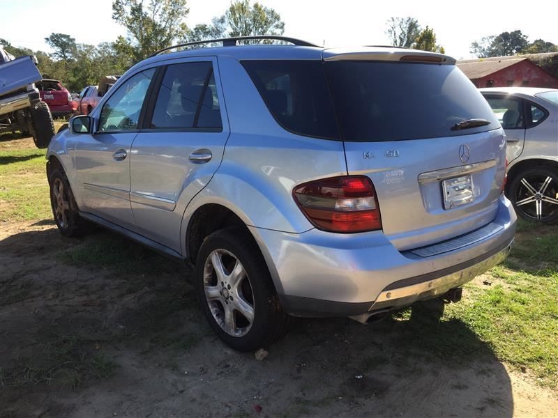 ML320 2008 Fuse Box Cabin 6897