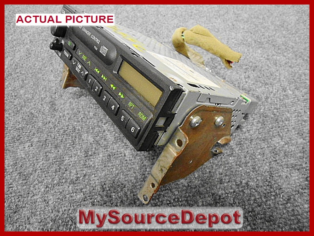 2000,2001,MIRAGE,CD/CD CHANGER CONTROL