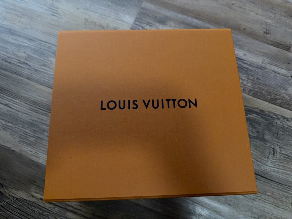 Louis Vuitton Authentic LV Medium Magnetic Flap *Empty Box* "12x11x6"