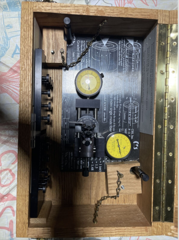 fiber optic testing apparatus CSS Model XYZR 100-80