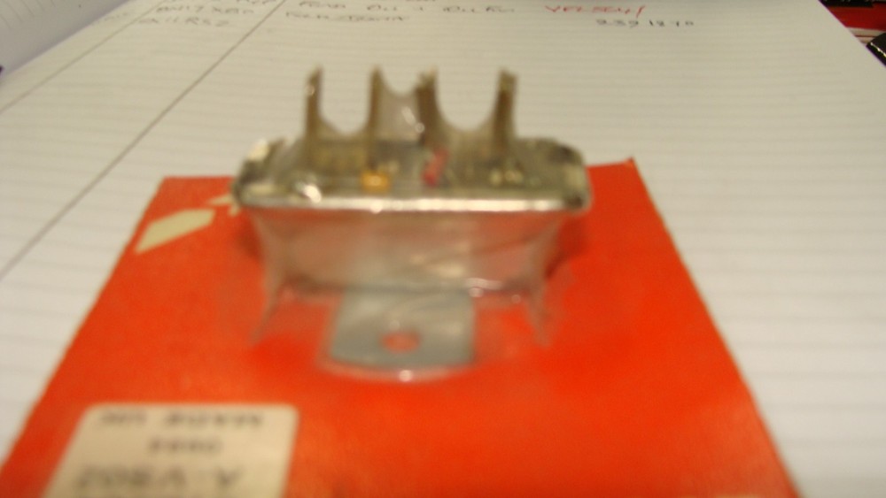 LUCAS DASH VOLTAGE REGULATOR SIB904