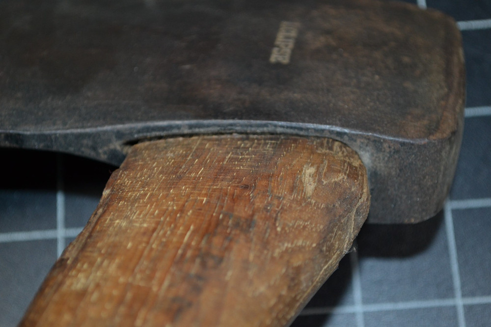 ECLIPSE SINGLE BIT AXE WITH THE ORIGINAL HANDLE