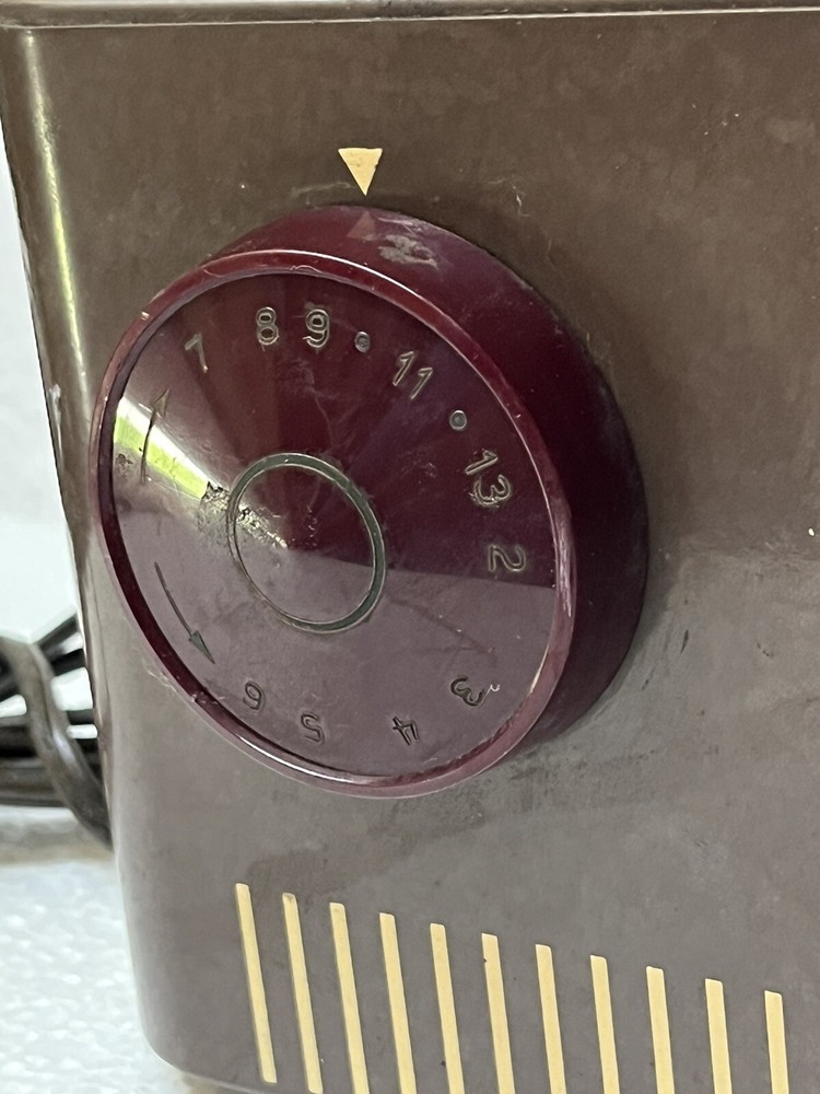Astatic Tv Signal Amplifier Ct-1, Powers On Untested Beyond That