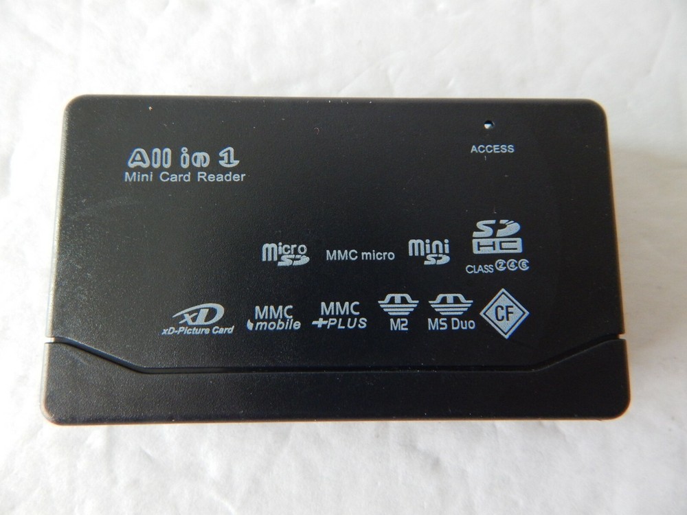 Universal USB 2.0 All-In-One Compact Flash Memory Card Reader - Black New