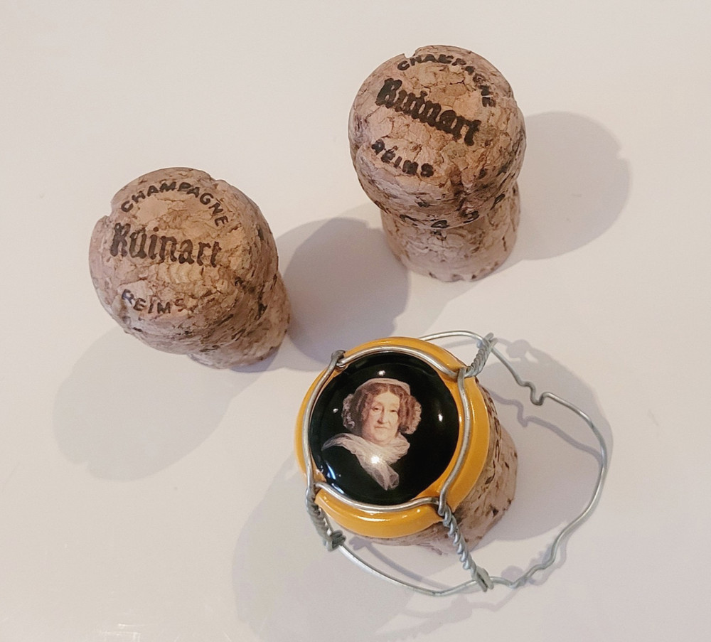 Champagne Corks Vueve Clicquot, Ruinart