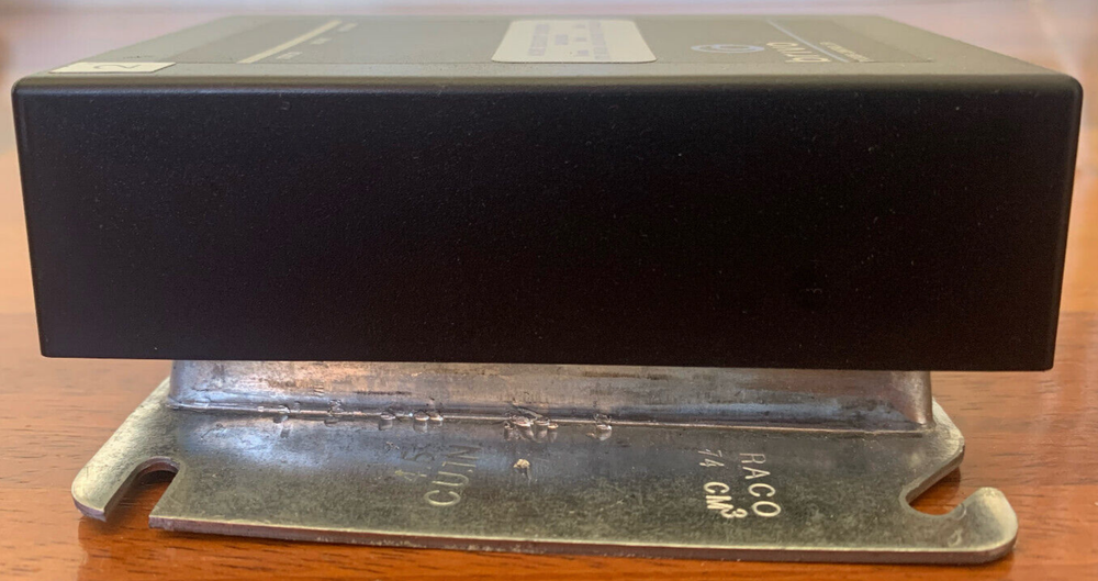 Brivo Systems LLC ACS Door Controller AC8-IPDC-2E USED